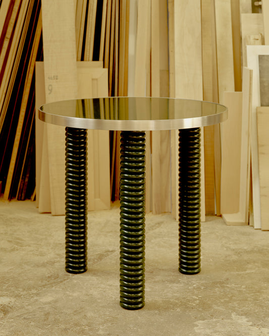 STUDIO TABLE